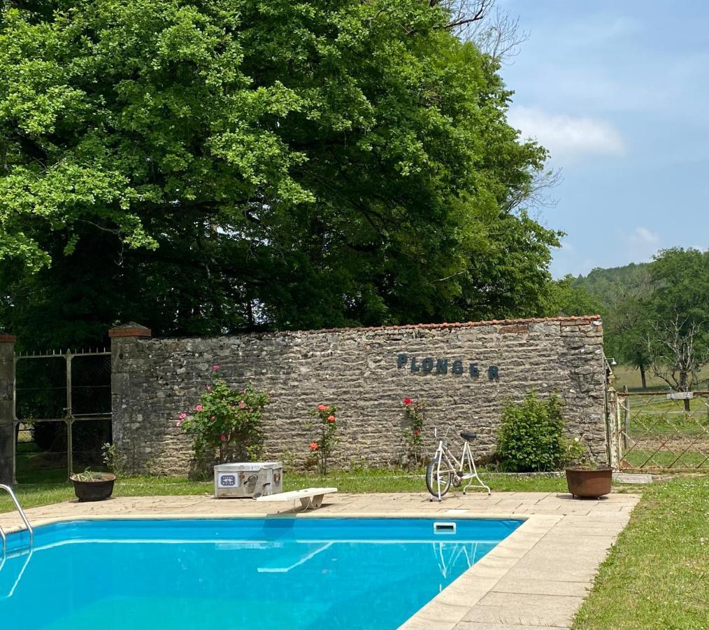 Bed and Breakfast Le Colombier De Malpas Quingey Екстер'єр фото
