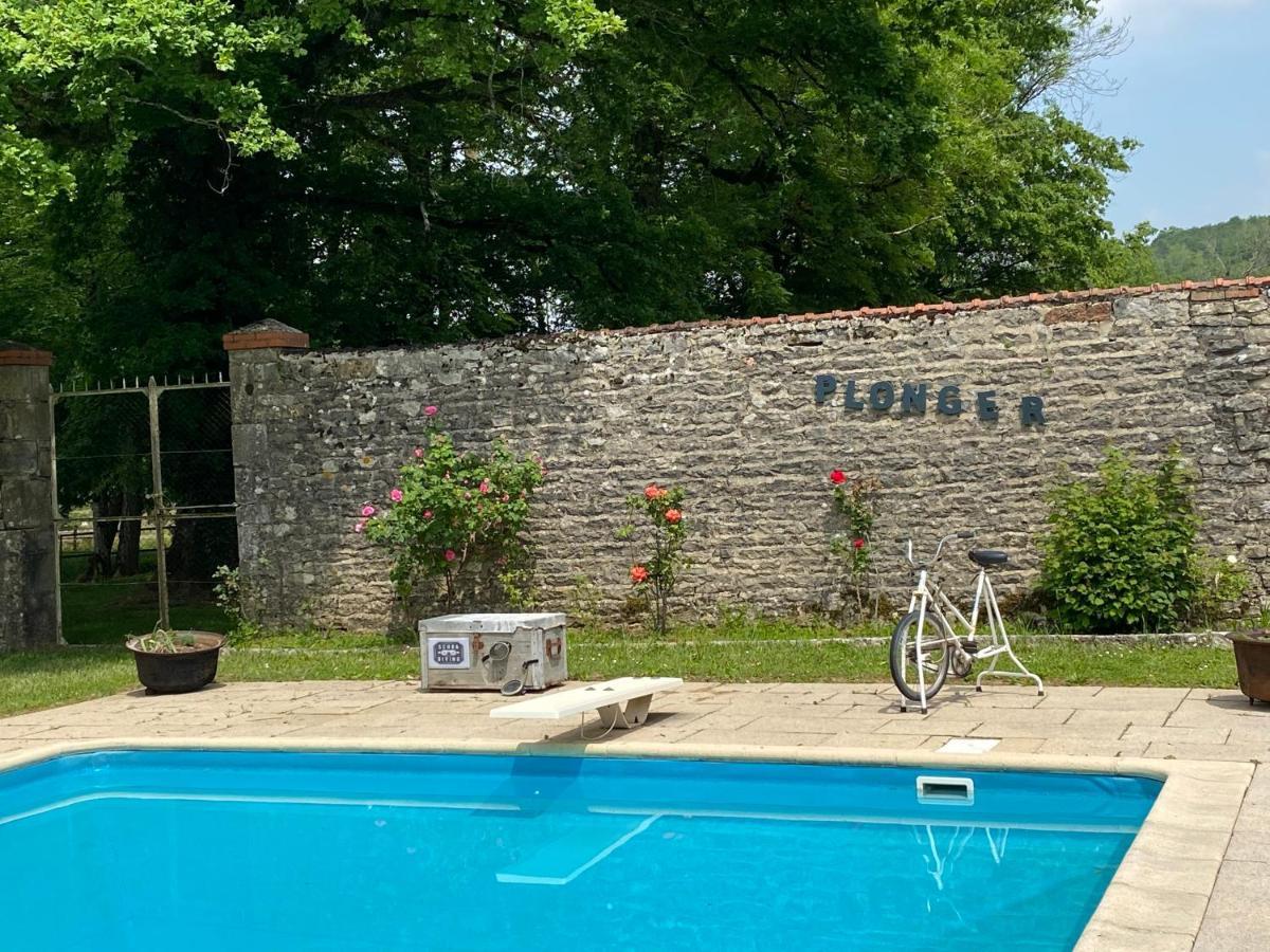 Bed and Breakfast Le Colombier De Malpas Quingey Екстер'єр фото