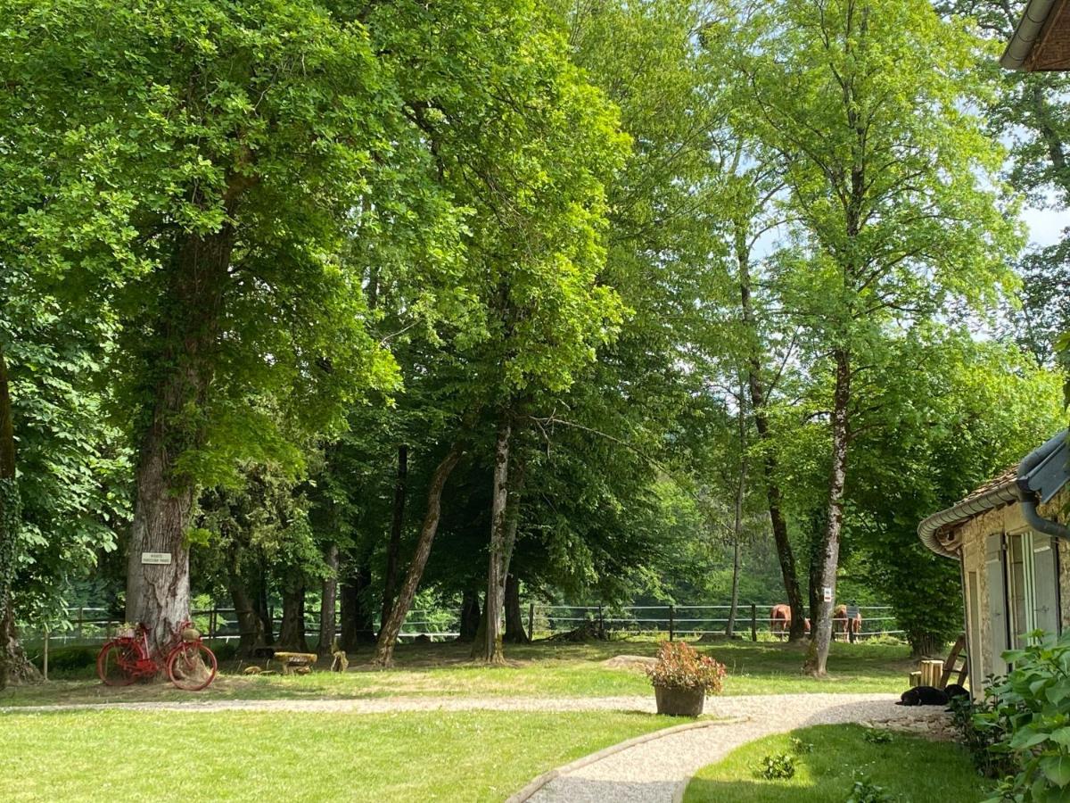 Bed and Breakfast Le Colombier De Malpas Quingey Екстер'єр фото