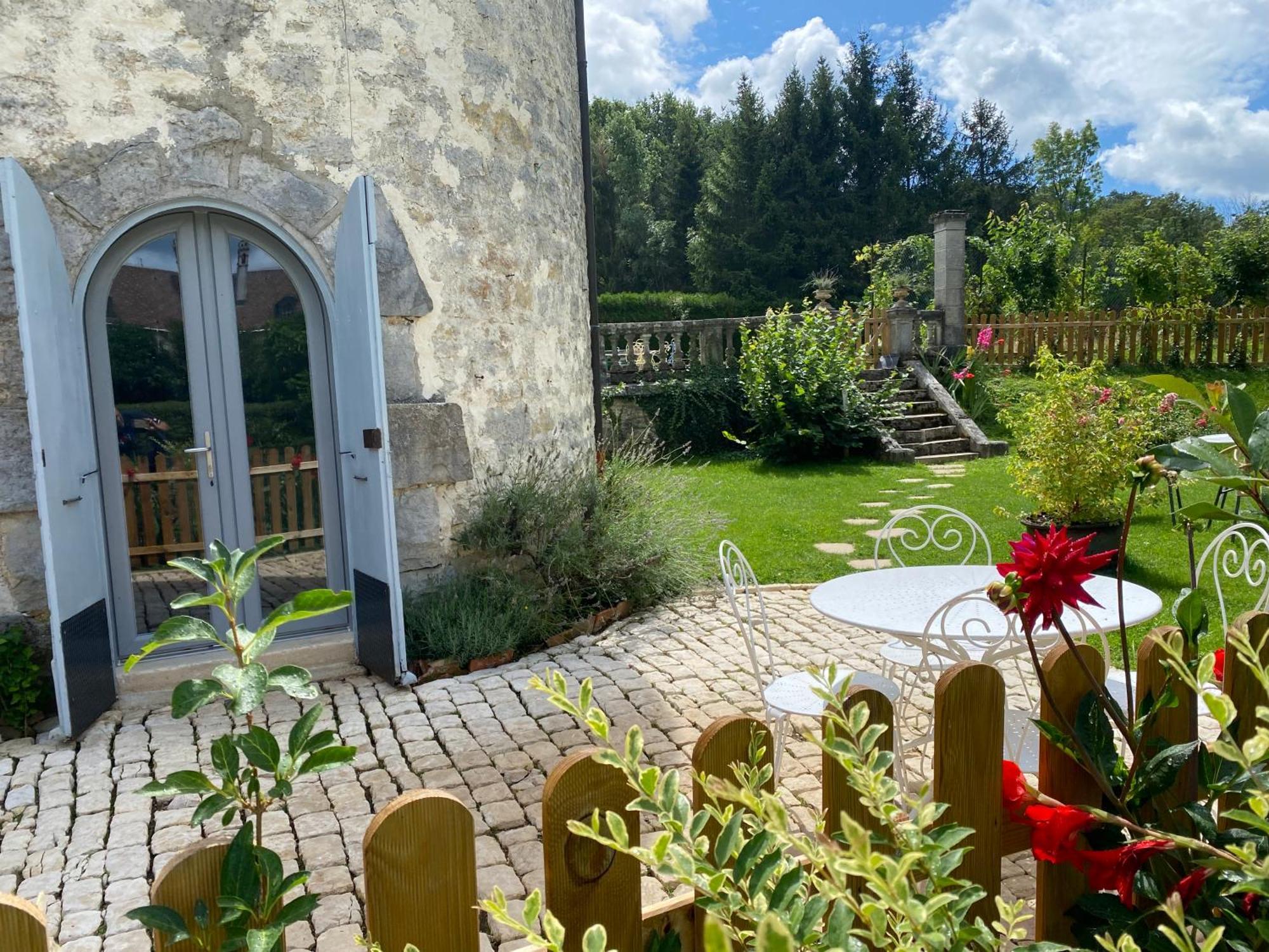 Bed and Breakfast Le Colombier De Malpas Quingey Екстер'єр фото