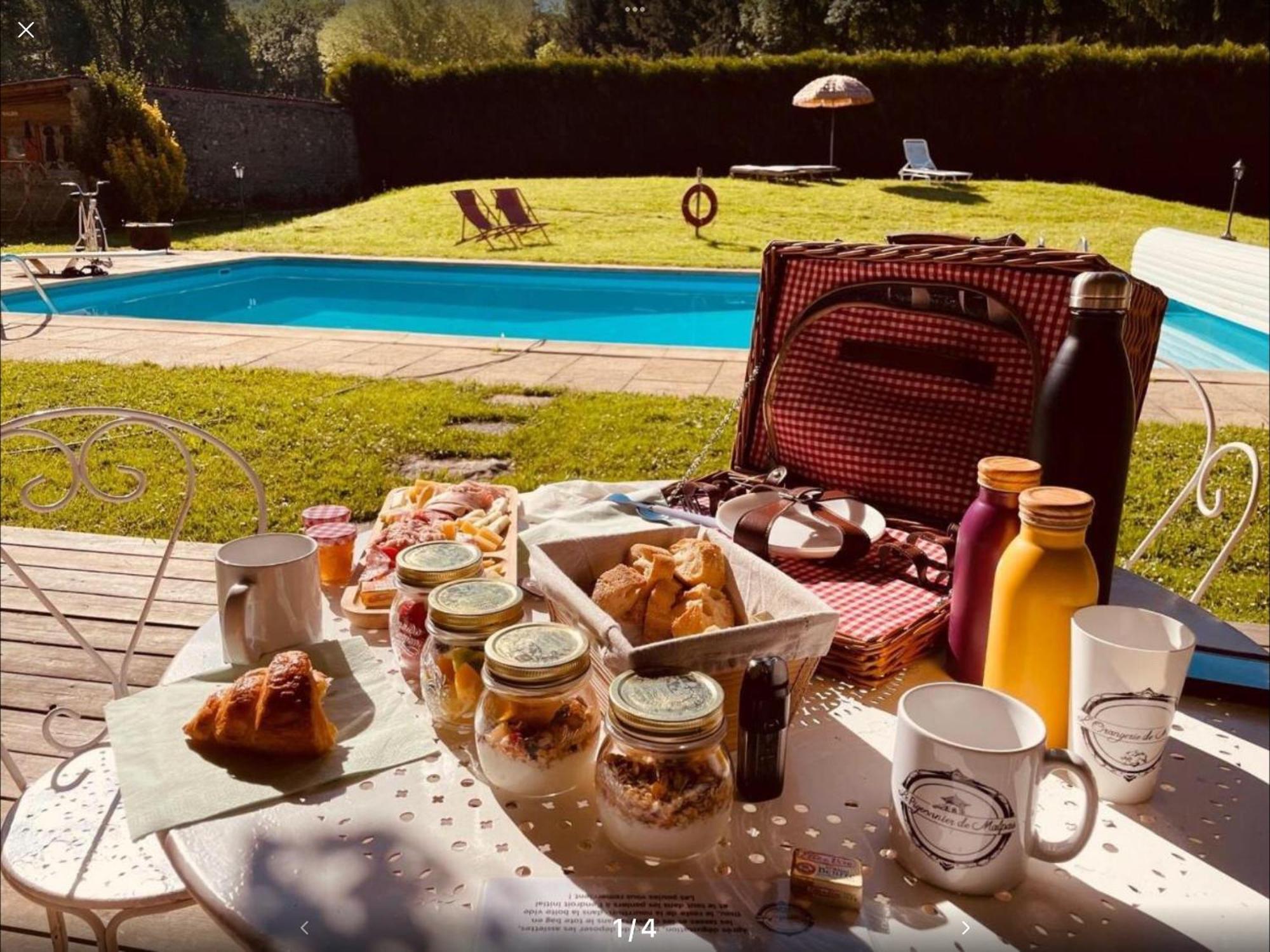 Bed and Breakfast Le Colombier De Malpas Quingey Екстер'єр фото
